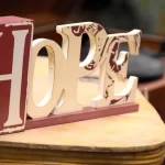 A "Hope" sign on a banquet table.